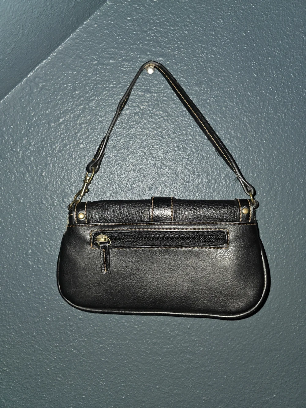 Classic Black Women’s Crossbody Bag